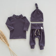 Load image into Gallery viewer, Pastel purple baby girl outfit, long sleeve shirt, pants and matching hat.
