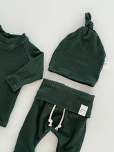 Load image into Gallery viewer, cozy newborn coming home outfit for boy
