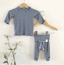 Load image into Gallery viewer, winter newborn coming home outfit