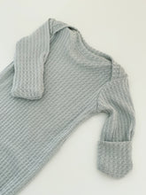 Load image into Gallery viewer, newborn boy knotted baby gown