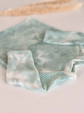 Load image into Gallery viewer, newborn boy tie dye clothes