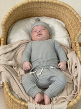 Load image into Gallery viewer, soft baby boy waffle knit clothes