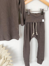 Load image into Gallery viewer, boho gender neutral clothes