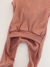 Load image into Gallery viewer, easy diaper changing outfit for babies, winter baby girl clothes, newborn baby girl pajamas.