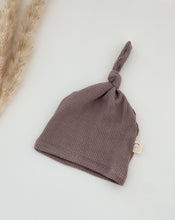 Load image into Gallery viewer, neutral warm baby knot hat
