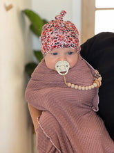 Load image into Gallery viewer, Waffle Swaddle Blankets