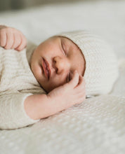 Load image into Gallery viewer, cream newborn waffle hat