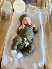 Load image into Gallery viewer, green newborn baby clothes