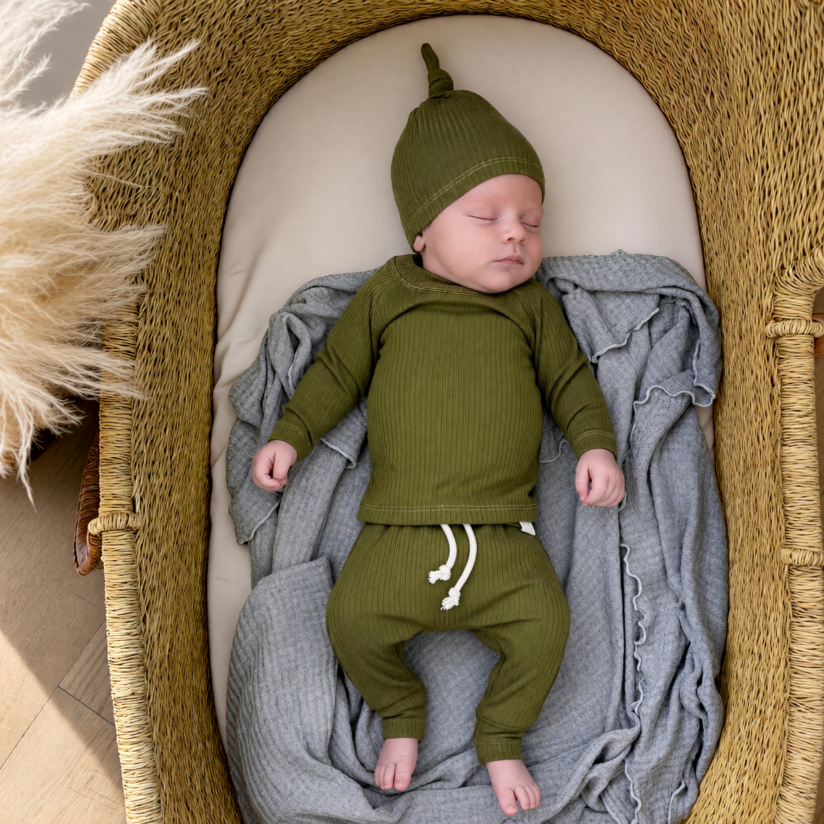 Mossy Green Rib Set