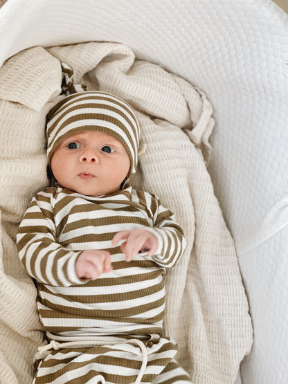 Olive + White Rib Set