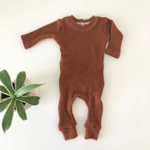 Load image into Gallery viewer, gender neutral baby clothes
