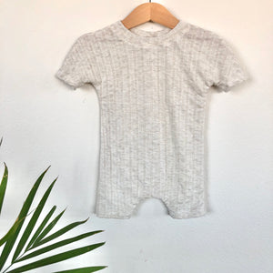 neutral baby summer outfit