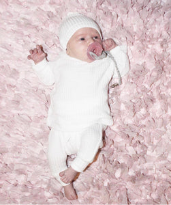 newborn gender neutral take home outfit