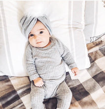 Load image into Gallery viewer, Gray newborn boy coming home outfit, gender neutral baby clothes, baby boy clothes, preemie baby clothes, waffle baby clothes, boho baby.
