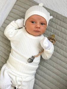 newborn white coming home outfit