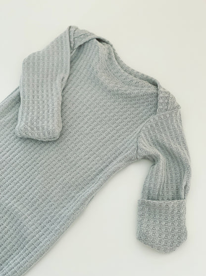 newborn boy knotted baby gown