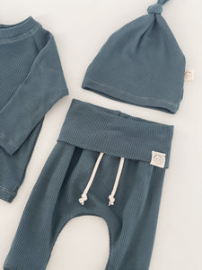 teal newborn waffle knit outfit