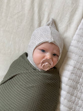 Load image into Gallery viewer, waffle pixie hat for baby
