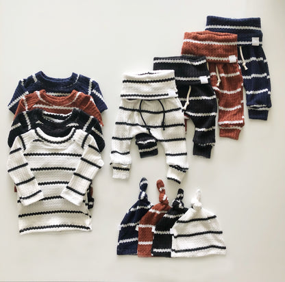 gender neutral baby clothes