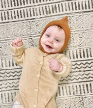 Load image into Gallery viewer, handmade pixie hat for babies
