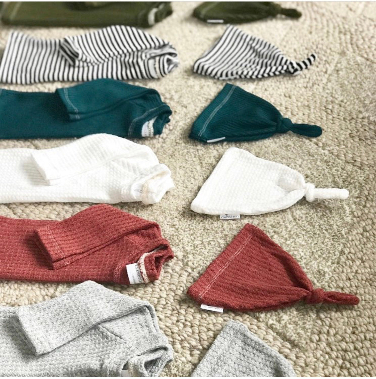 minimalist newborn baby clothes