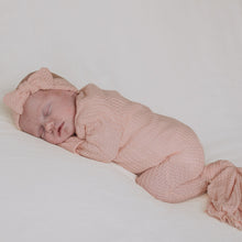 Load image into Gallery viewer, Pink newborn girl knotted baby gown
