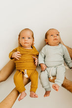 Load image into Gallery viewer, handmade gender neutral baby take home outfit
