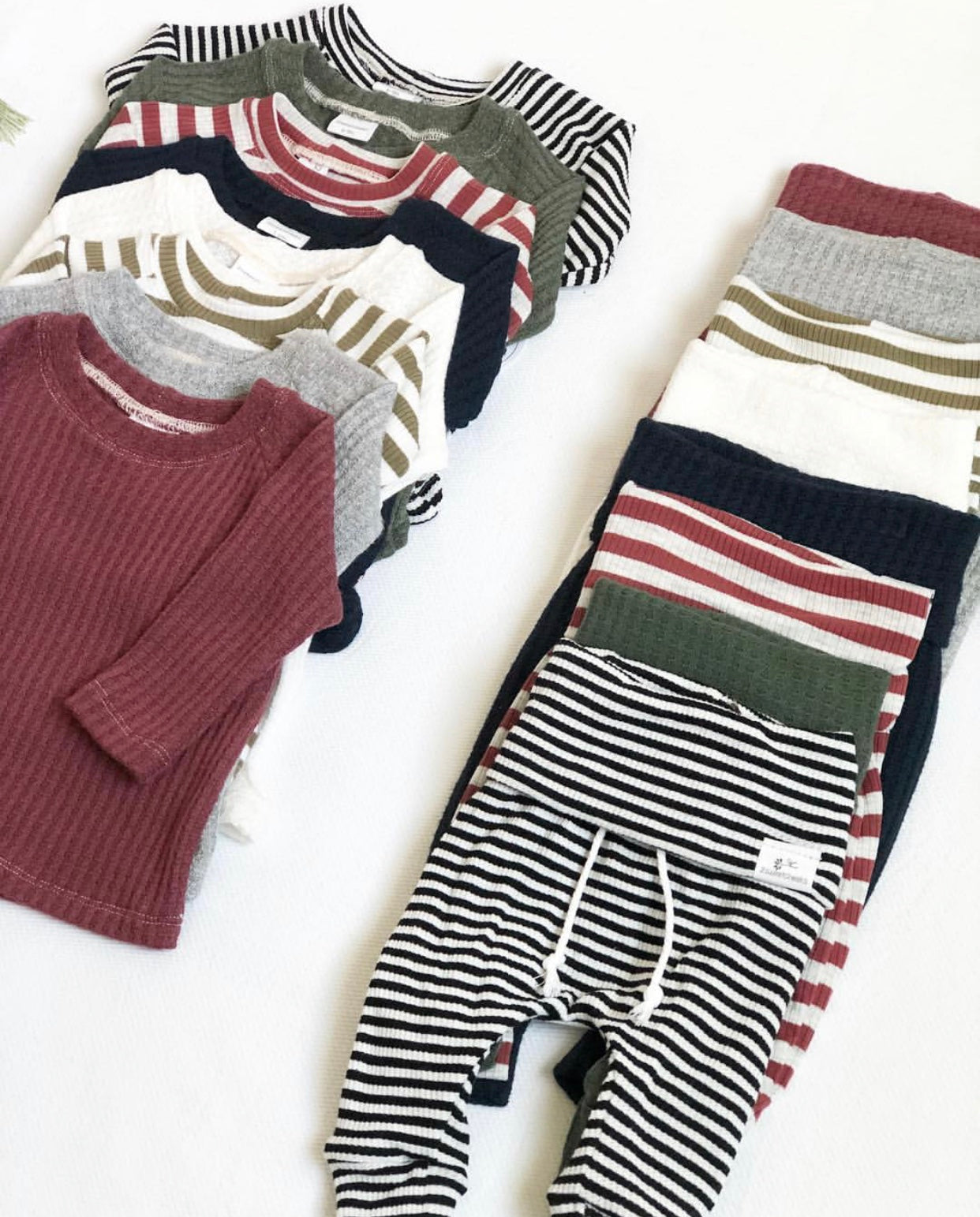 Olive + White Rib Set